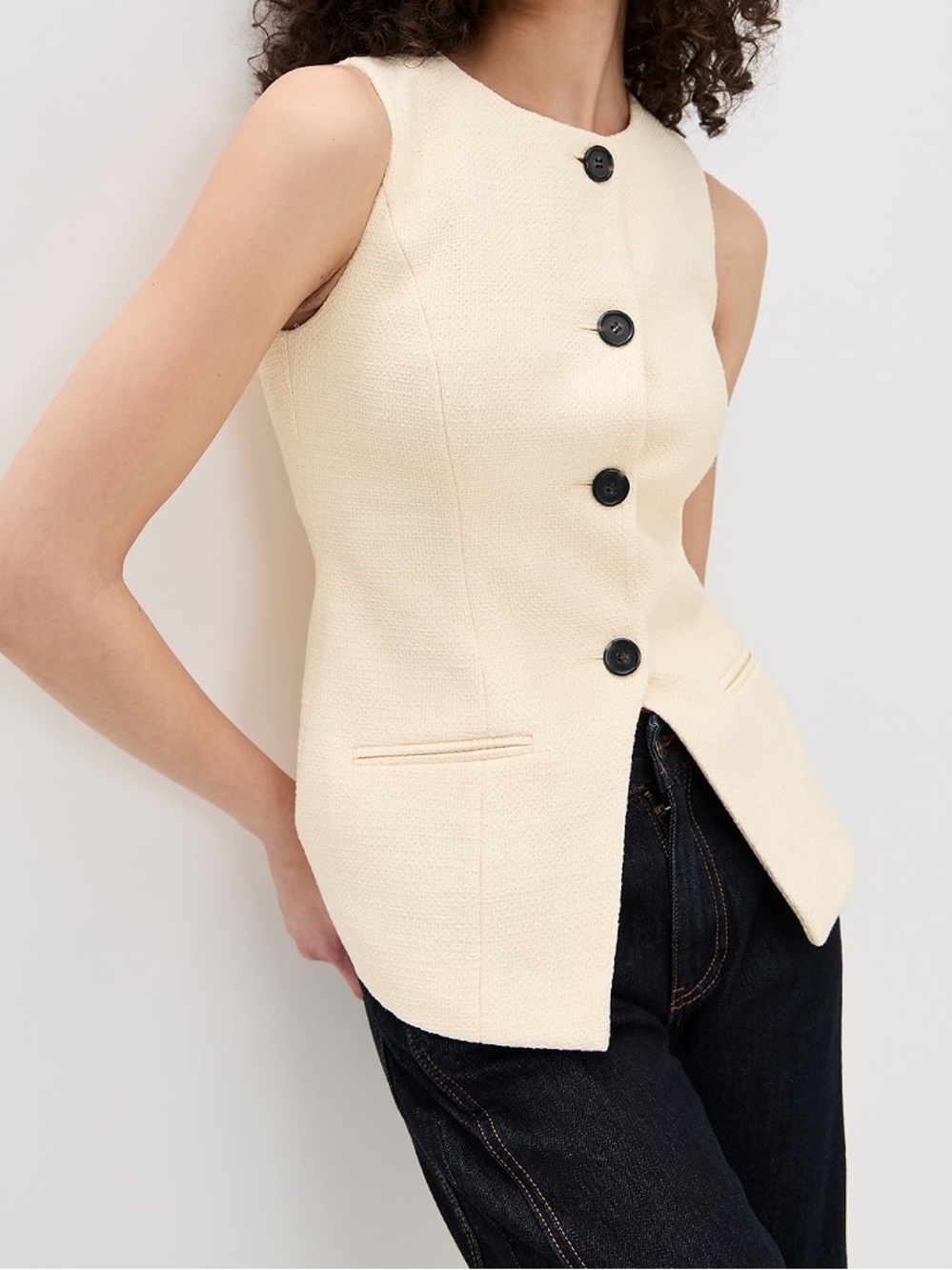 Leo Long Boucle Waistcoat - Soft Yellow
